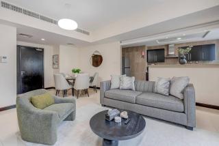 Magnificent 2BR Apartment Family Friendly - Dubai - 0