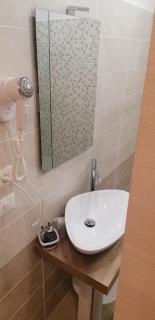 Hotel Boccascena - Genoa - 8