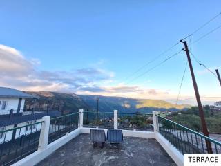 Odyssey's Latara Homestay - Cherrapunji - 0