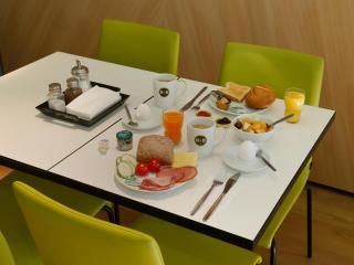 B&B HOTEL Berlin-Potsdamer Platz - Berlino - 8