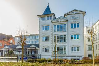 Villa Freia App 16 - b nur 20m zum Strand in Binz b - 0
