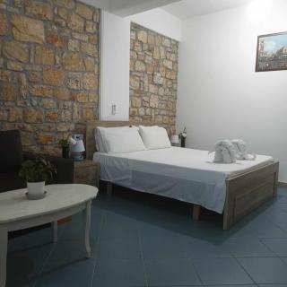 Sunset Guest house - Himare - 1