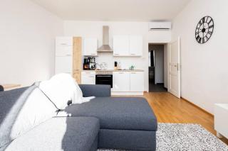 OrestaLiving- 3BR On the Daube Canal/Friedensbrücke - Vienna - 9