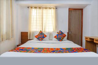 FabHotel Lake View - Chinmaya Vitthal Mandir - 1