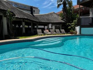 Pool Parking WiFi Gym Planet Africa - 0