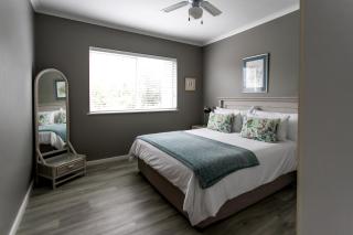 Son & Saffier - Hermanus - 2