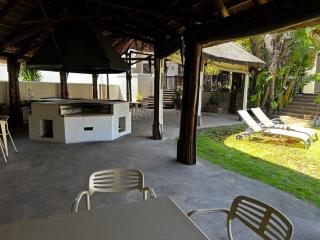 Pool Parking WiFi Gym Planet Africa - 8