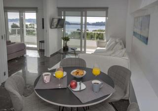 Stunning apartment with sea view by GHH - Athens - 4