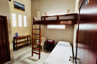 Casa #344 - Habitación 2 - Twin & Bunk Bed - NO AC - 6