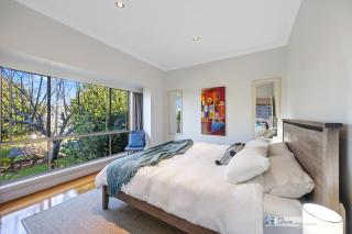 Broadwater Waves - 3