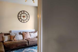 4BR Stylish and Elegant Bungalow with Free Parking - Thorpe Saint Andrew - 8