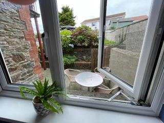 Lovely apartment overlooking the harbour and bay - 5