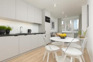 Heart of Warsaw Apartment Metro Świętokrzyska by Noclegi Renters - Varsavia - 6