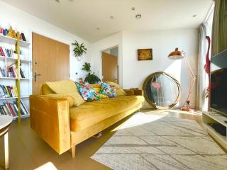 Stylish 1-Bedroom Apt with Stunning London Views - Londra - 0