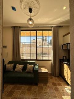4/ Antica jabalal-lwebdeh - Amman - 0