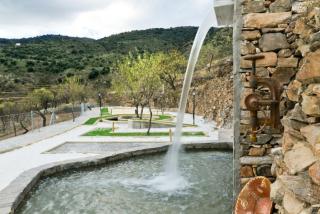 romantic house for 2 or 4 people with jacuzzi - 1