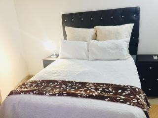 Emakhabeleni Bed & Breakfast - 1