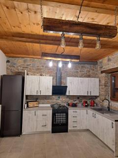 Villas Kertezi - Kalavryta - 3
