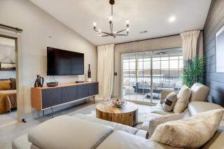 Views and Pool Access Luxurious Lake Ozark Condo - 5