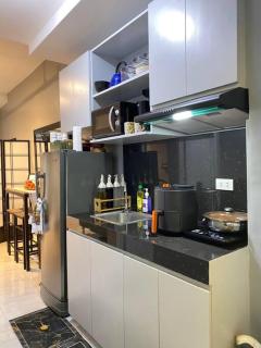 Staycation in Quezon City with Netflix and Pool access at Tranquil Space by Ada - Manila - 3