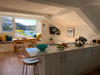 Harbour Light - Boscastle - 1