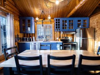 Les Chalets Tourisma - Chalet sur une île privée avec spa - Le Pin Royal - Saint-Raymond - 4