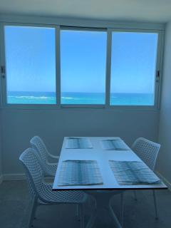 KASA Blue Ocean - 2 bed 2 bath for 4 OCEAN VIEW BALCONY BEACHFRONT CONDO POOL - San Juan - 7