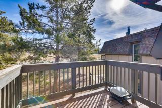 Walk to Winter Park Bus From Fraser Condo! - 9