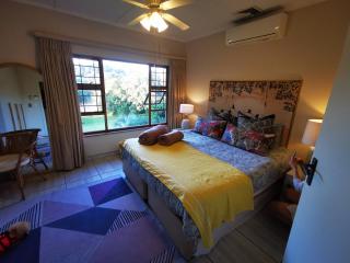 QUI: MOONE RIVER - 5