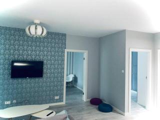 KOMFORTOWY,JASNY APARTAMENT dla max 4-5 osób - Łódź - 3