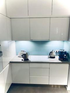 KOMFORTOWY,JASNY APARTAMENT dla max 4-5 osób - Łódź - 1