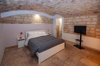 STONE HOUSE - Bari - 4