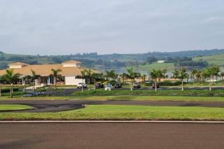 Riviera de Santa Cristina III, piscina e represa, tijolinho vermelho - 7