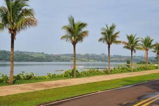 Riviera de Santa Cristina III, piscina e represa, tijolinho vermelho - 4