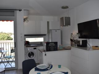 Studio ★★★, Climatisé, Wifi, Proche Thermes et Commerces - FR-1-503-140 - Balaruc-les-Bains - 0