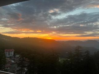 Wintry homes 5 Bhk Villa - Shimla - 4