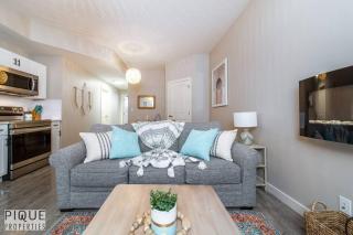 Boho Suite - Long Stays - King Bed - Fireplace & WiFi - Edmonton - 8