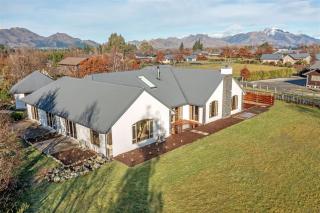 6 Lochiel Drive - Hanmer Springs - 9