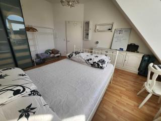 One Private room available in a two room apartment in Tegel, Berlin - Berlino - 3