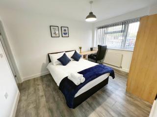 Selly Oak Near QE and UoB - 5 Bed Ensuite - Perfect for groups and contractors - Birmingham - 9