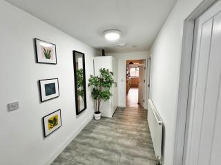Selly Oak Near QE and UoB - 5 Bed Ensuite - Perfect for groups and contractors - Birmingham - 5