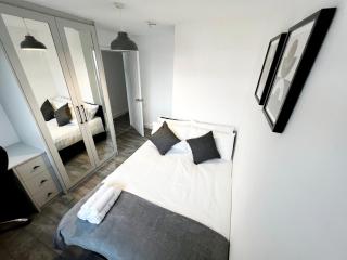 Selly Oak Near QE and UoB - 5 Bed Ensuite - Perfect for groups and contractors - Birmingham - 7