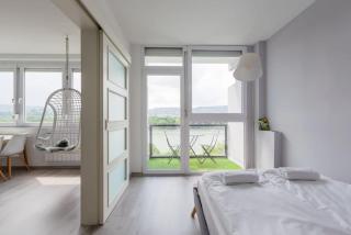 Sunny Hotel Home with An Unbeatable Balcony View - Budapest - 5