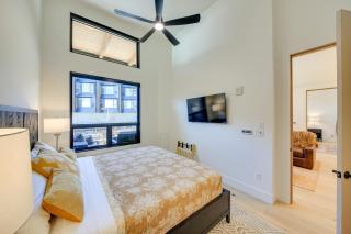 Luxe Schweitzer Condo with Hot Tub Ski-InandSki-Out! - Sandpoint - 1