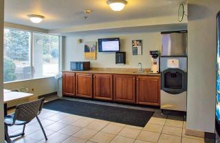 Motel 6-Buffalo, NY - Airport - Williamsville - 3