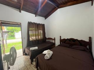 #2 Cabina Rústica para 3 personas en Paquera - Puntarenas - 1