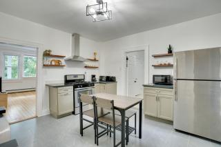Modern Hastings-On-Hudson Home Near River! - Hastings-on-Hudson - 0