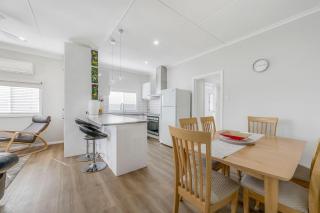 Quartzy's Place - North Haven - 6