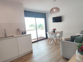 Apartamento renovado junto a la playa en Platja d'Aro: 2 habitaciones, balcón y comodidades cercanas - ES-209-73 - Platja d'Aro - 6