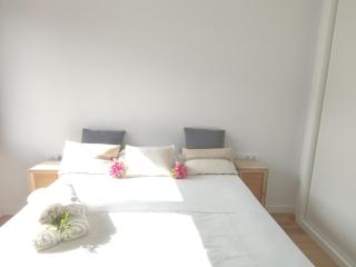 Apartamento renovado junto a la playa en Platja d'Aro: 2 habitaciones, balcón y comodidades cercanas - ES-209-73 - Platja d'Aro - 3